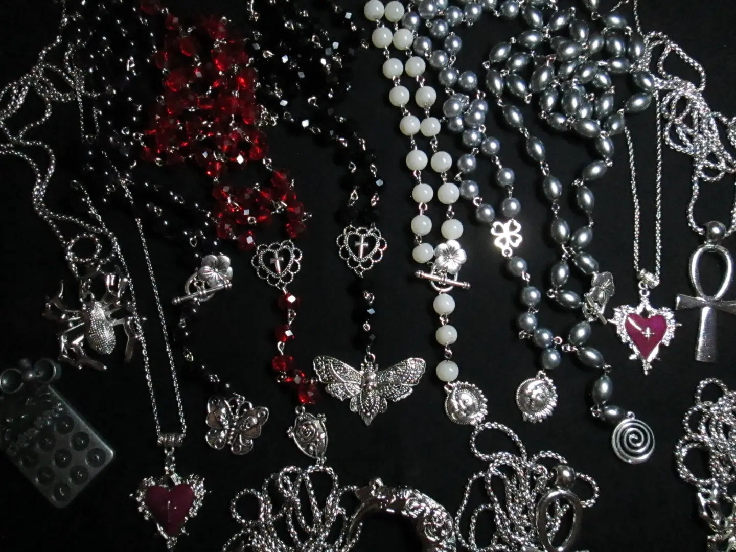 Bead & Charms Necklaces