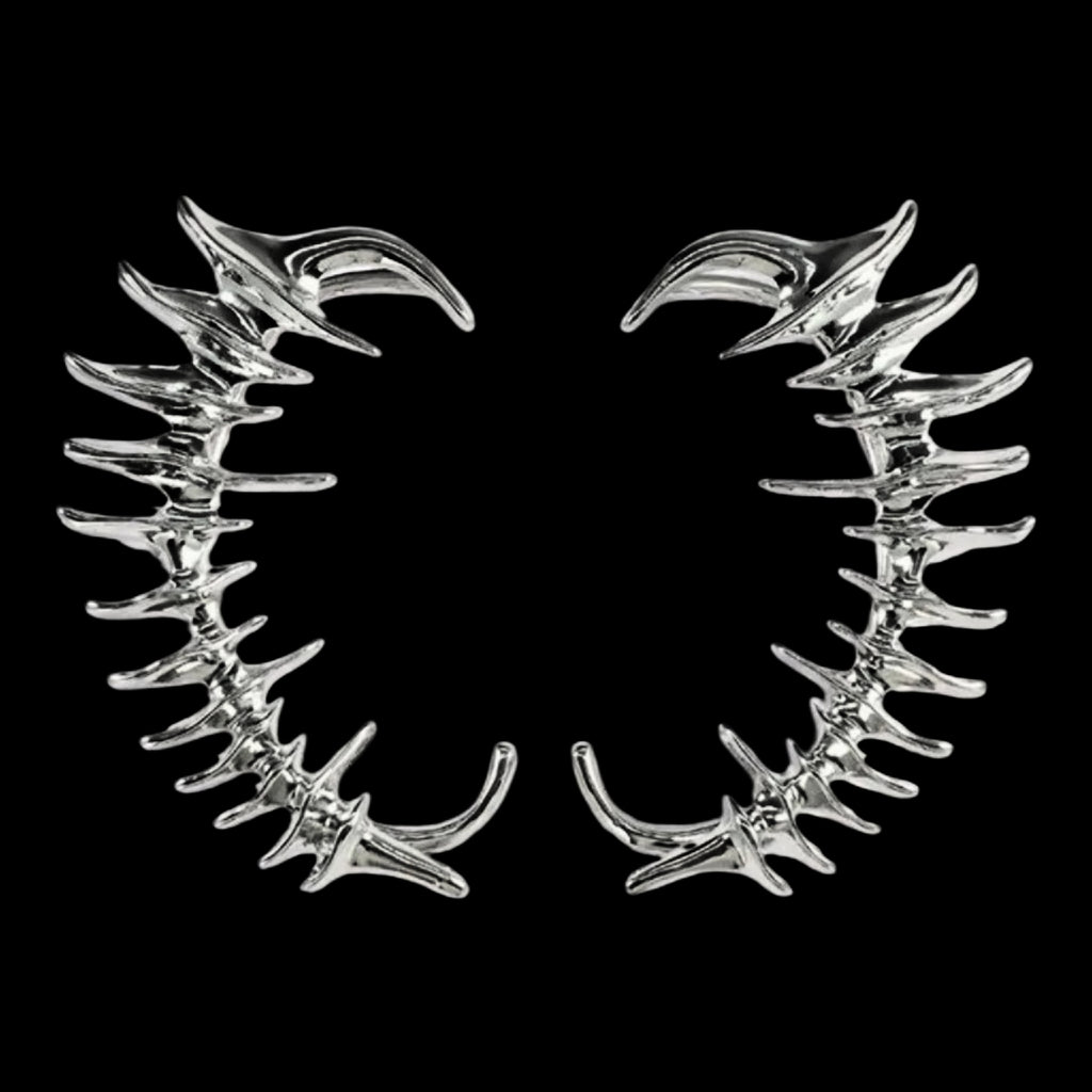 ཐི Spiked Ear Cuff (large size) ཋྀ