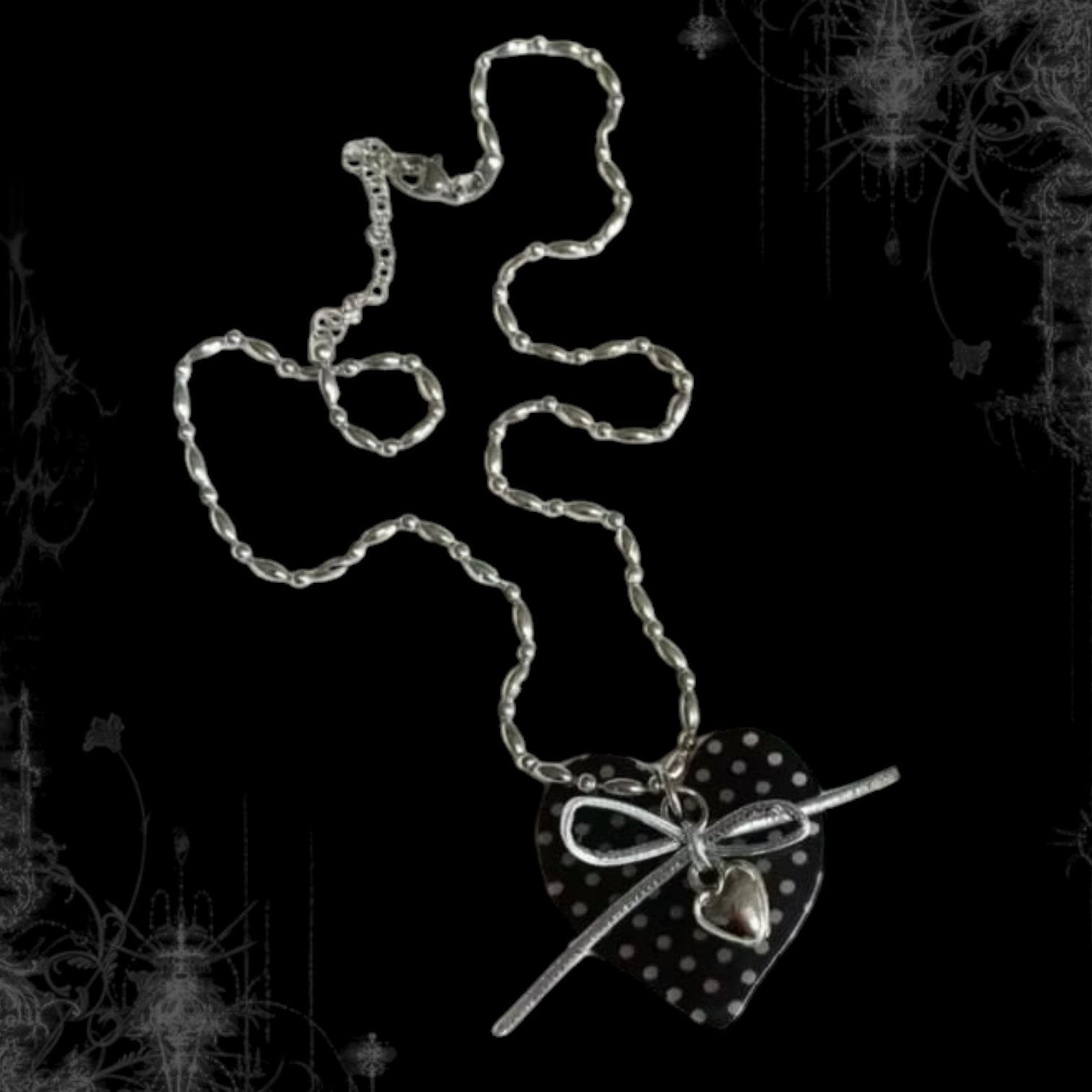 ཐི Polka Dot Necklace (black) ཋྀ