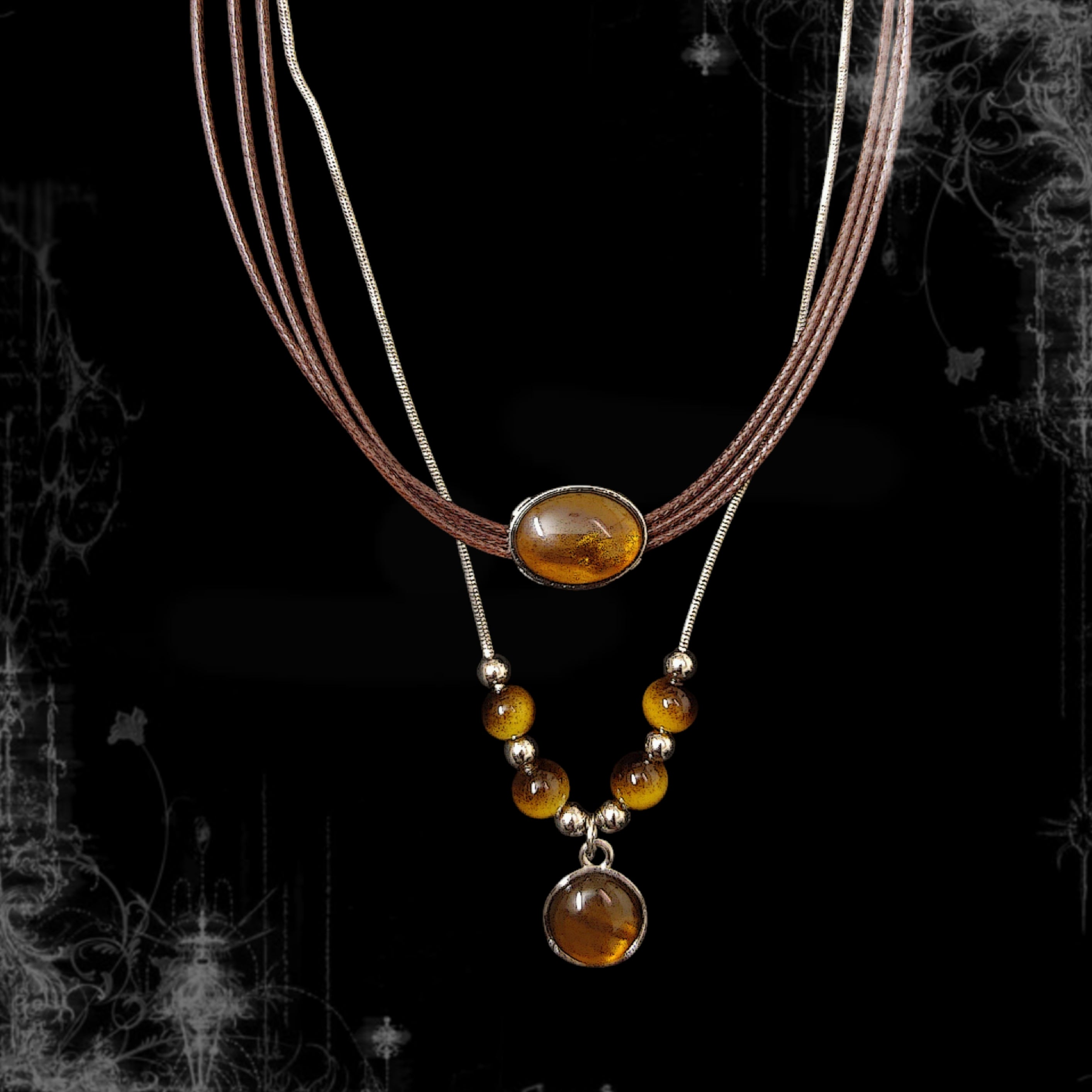 ཐི Amber Layer Necklace ཋྀ