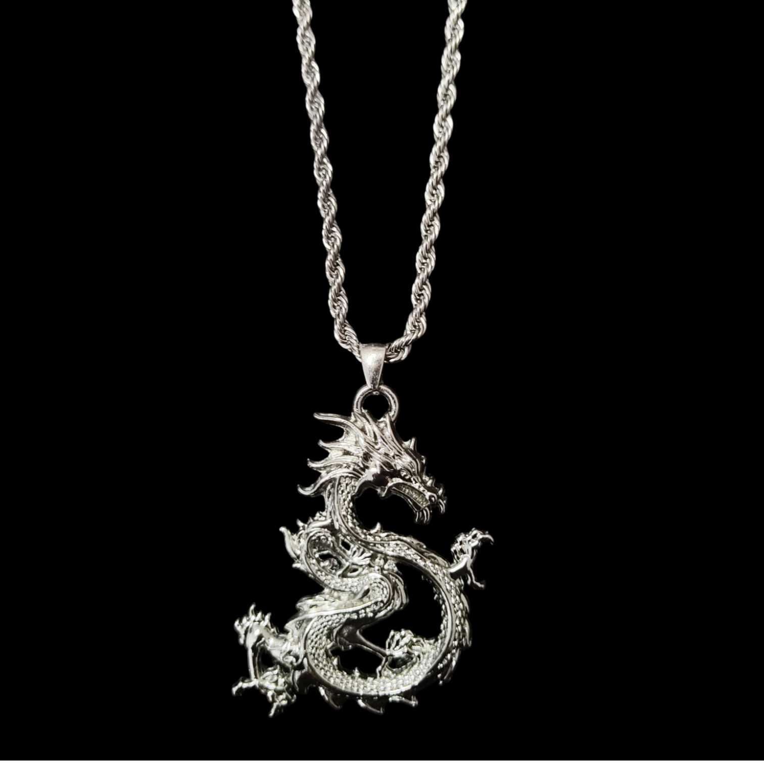 ·༻Dragon Necklace༺·