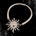 ཐི Sun Choker ཋྀ