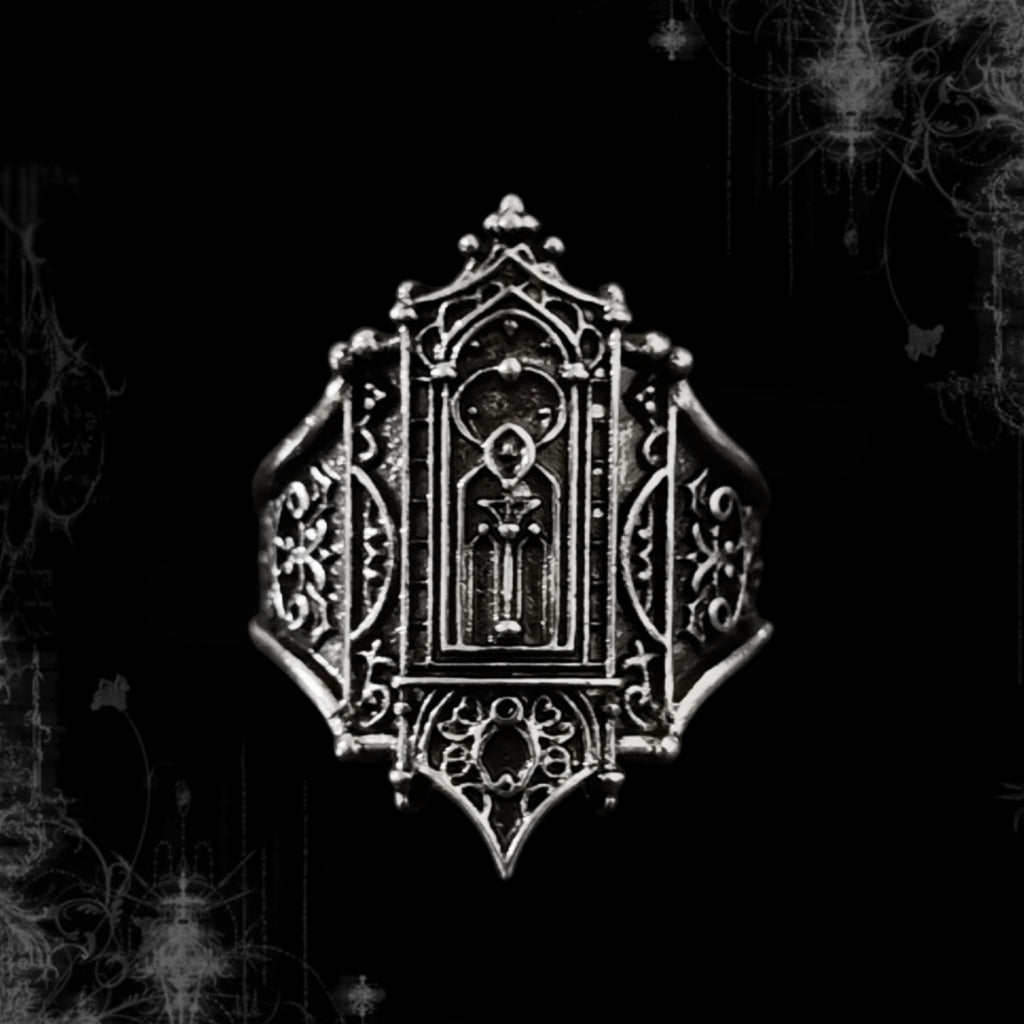 ཐི Black Chapel Ring ཋྀ