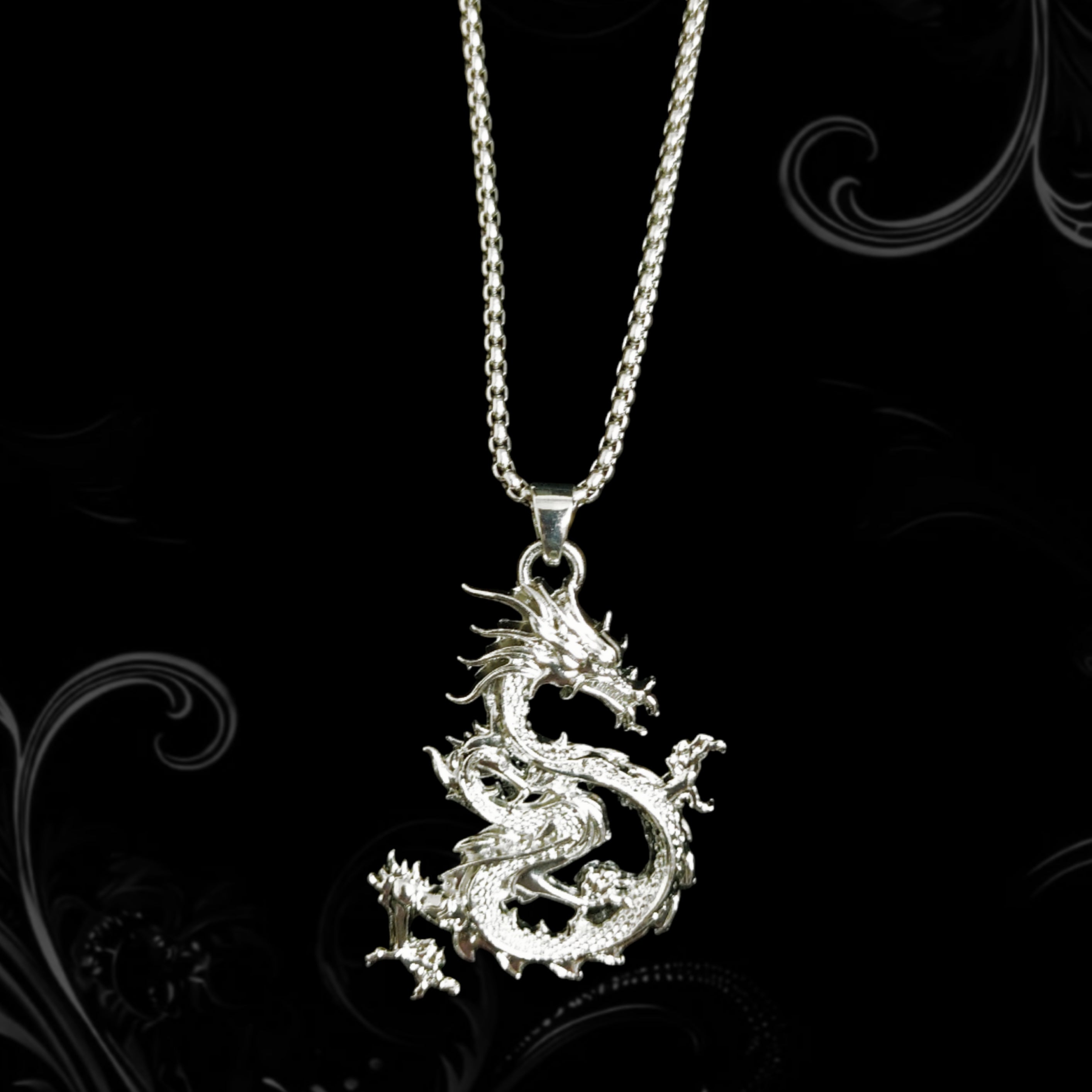 ཐི Dragon Necklace ཋྀ