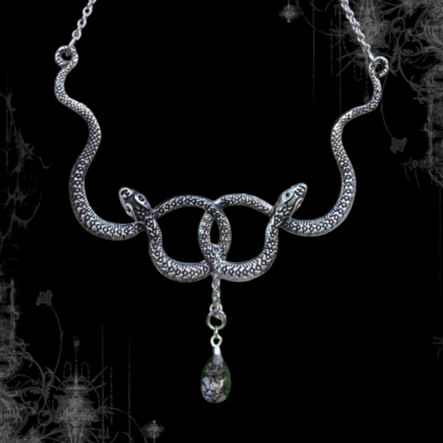 ཐི Snake Choker ཋྀ