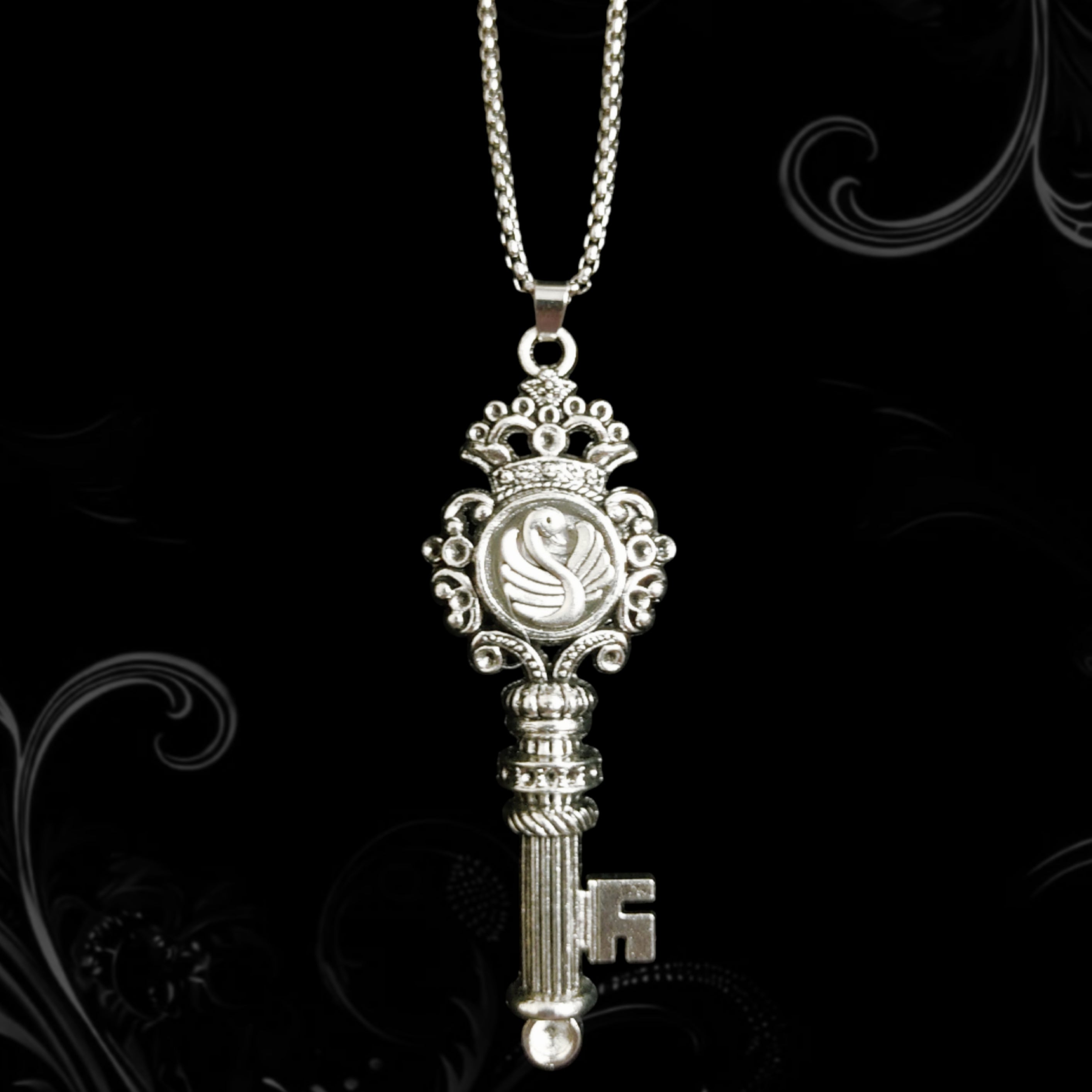 ཐི Swan Key Necklace ཋྀ