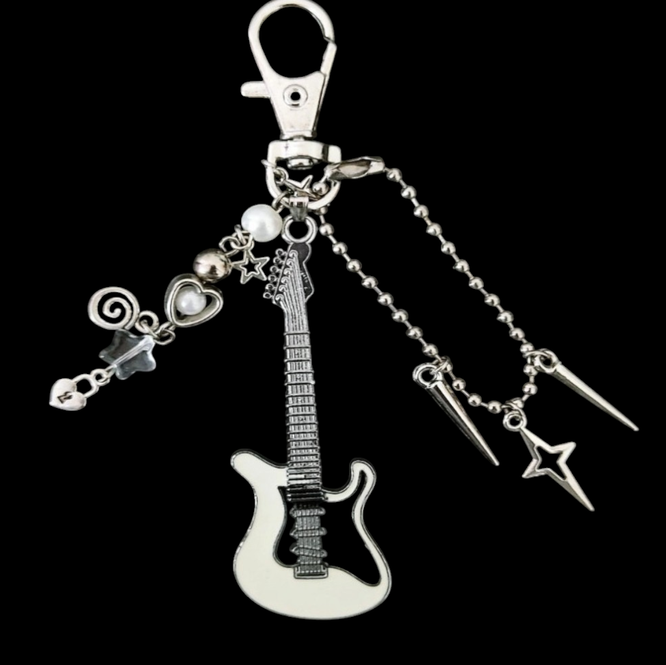 𝄞⨾𓍢ִ໋White Guitar Keychainྀི