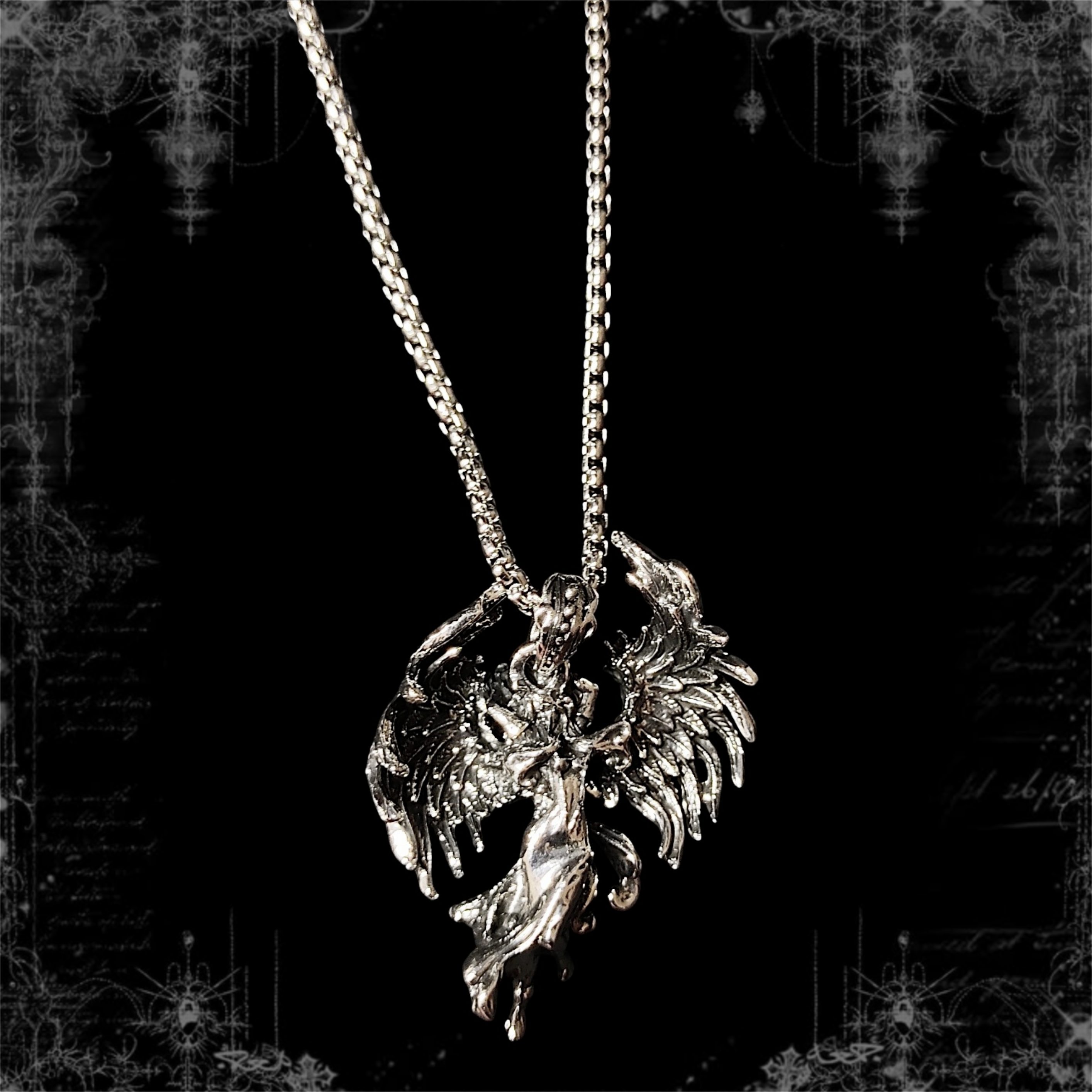 ཐི Fallen Grace Necklace ཋྀ