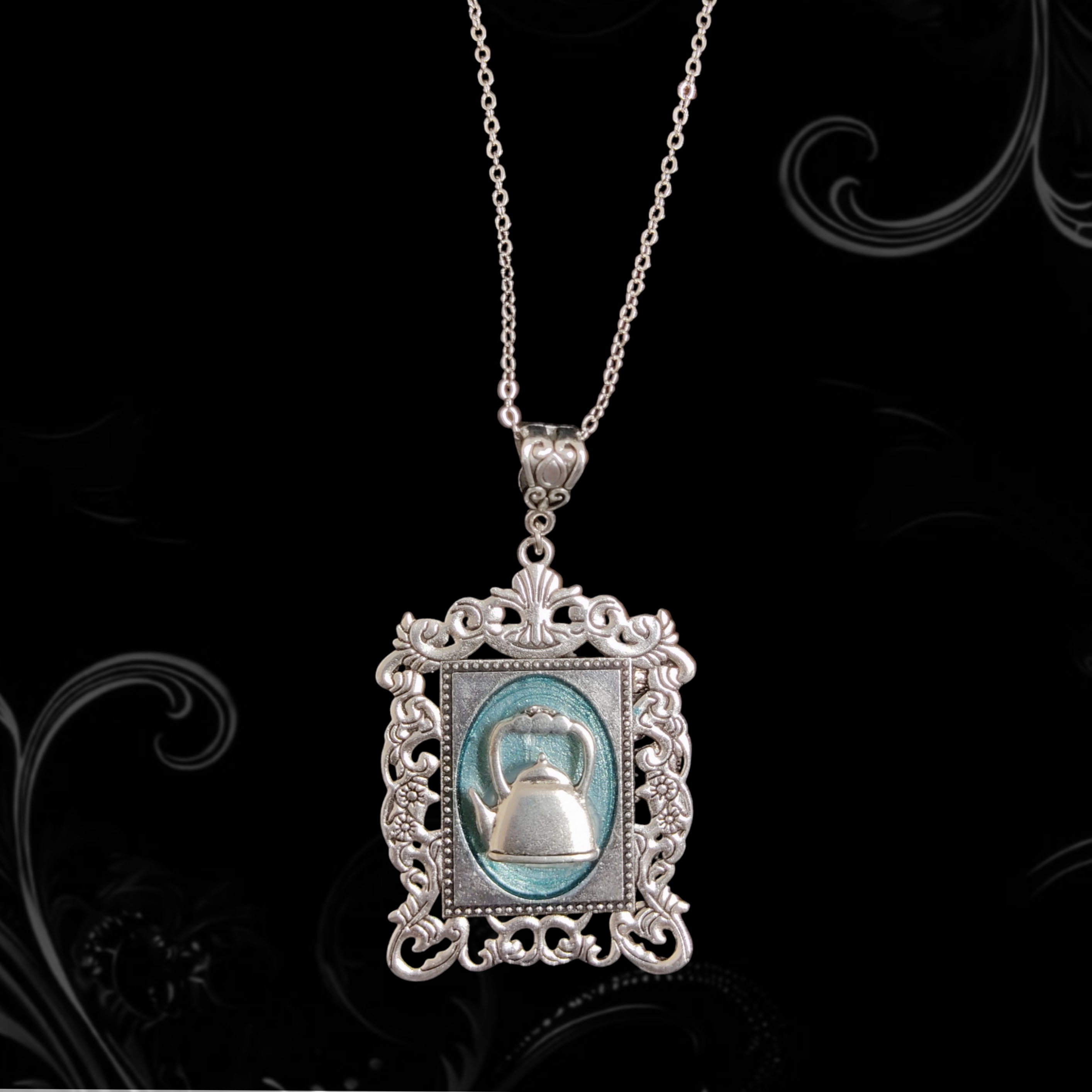 ཐི Teatime Necklace  ཋྀ