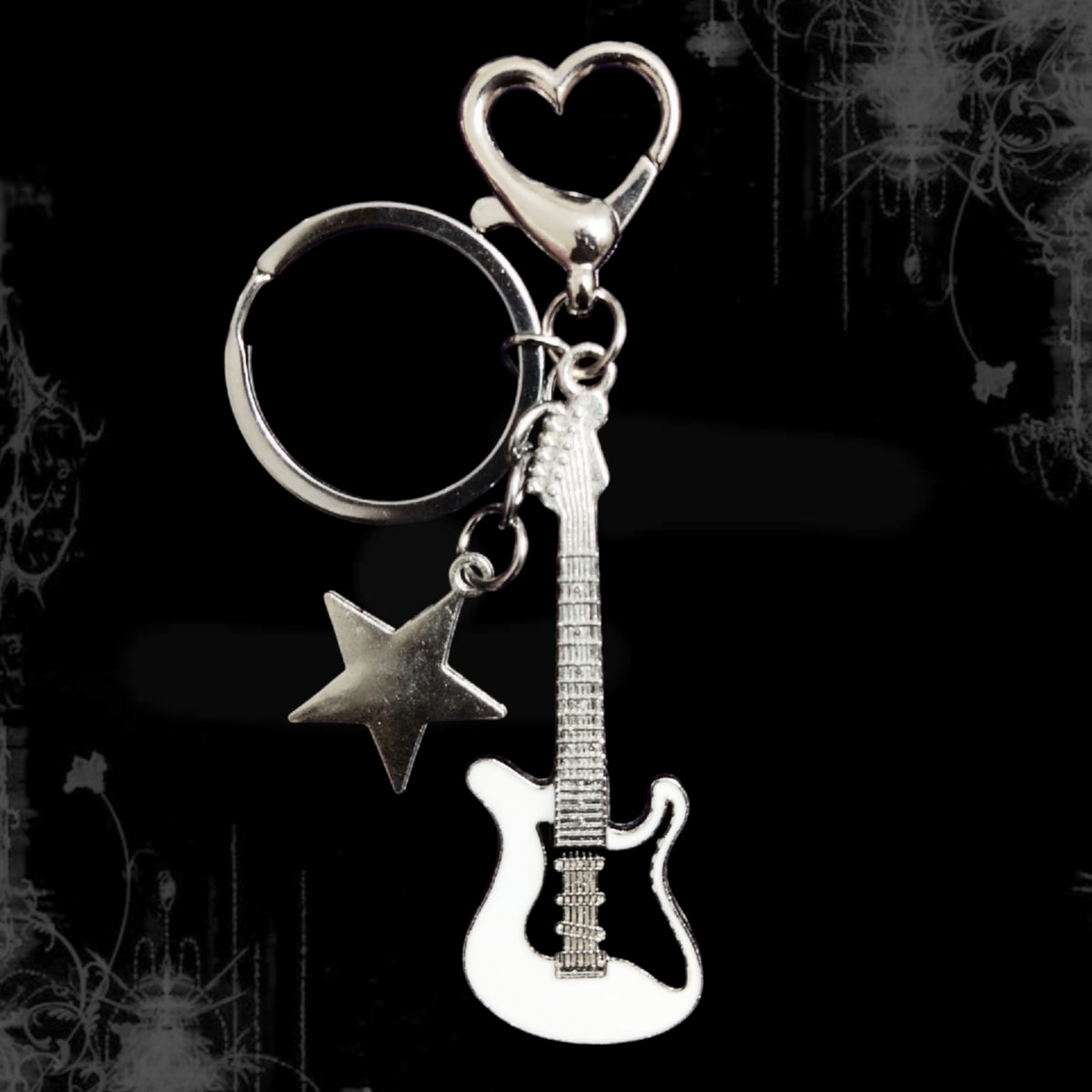 𝄞⨾𓍢ִ໋White Guitar Keychainྀི