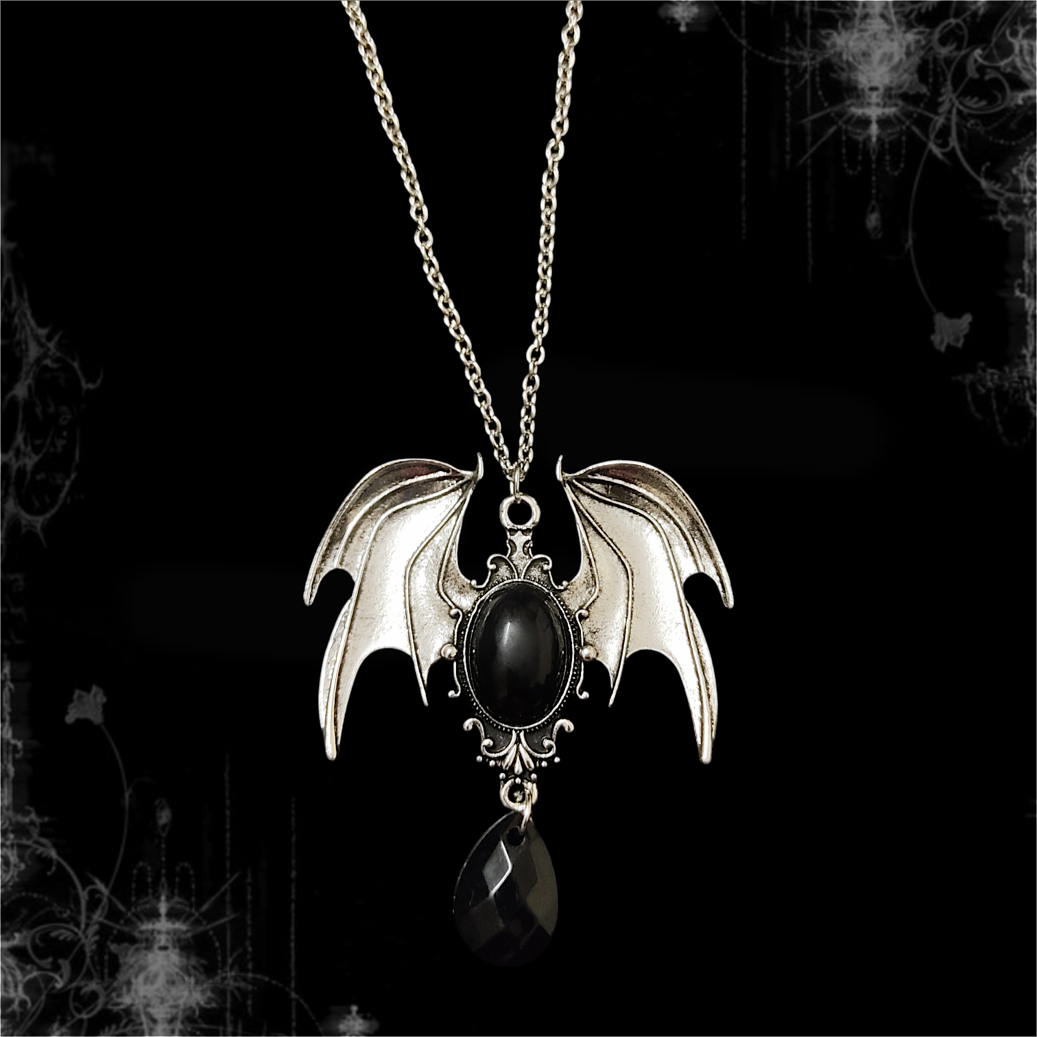 ཐི Abyss Wings Necklace ཋྀ