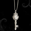 ཐི Sunface Key Necklace ཋྀ