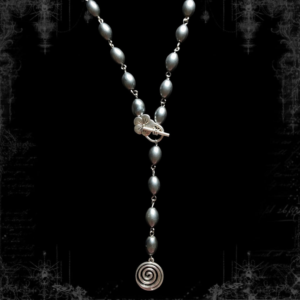 ཐི Ashen Y Necklace ཋྀ