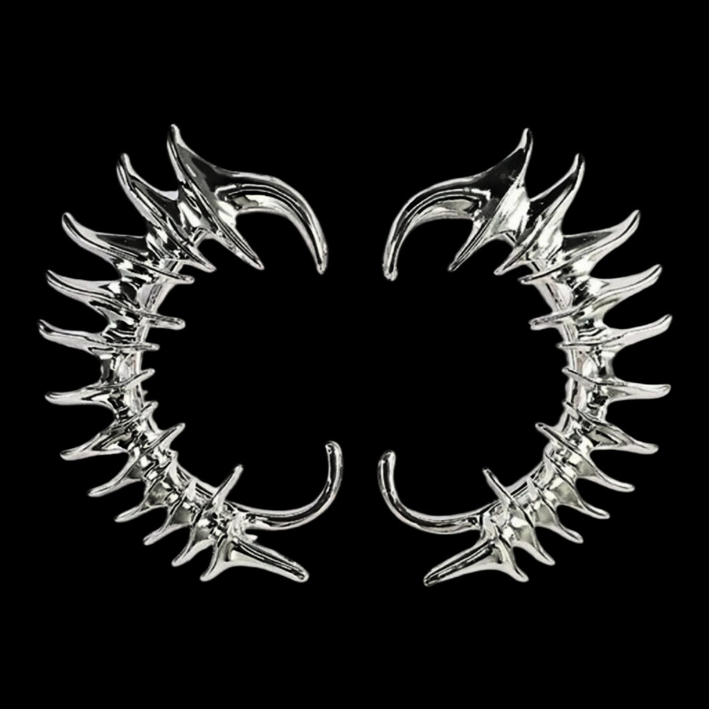 ཐི Spiked Ear Cuff (small size) ཋྀ