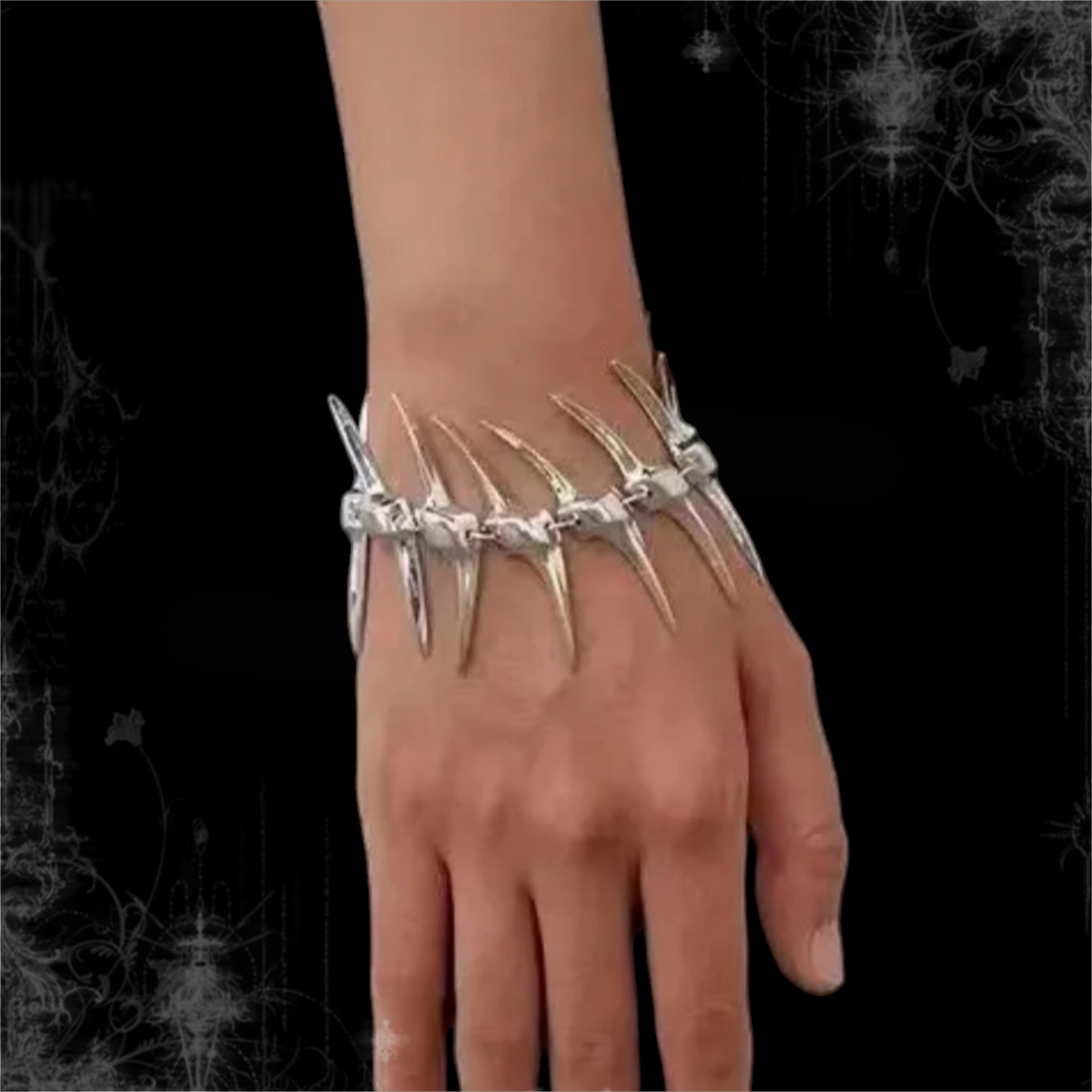 ཐི Fishbone Bracelet ཋྀ