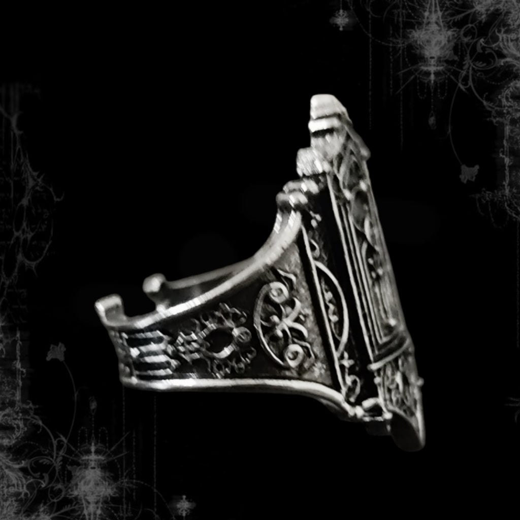 ཐི Black Chapel Ring ཋྀ