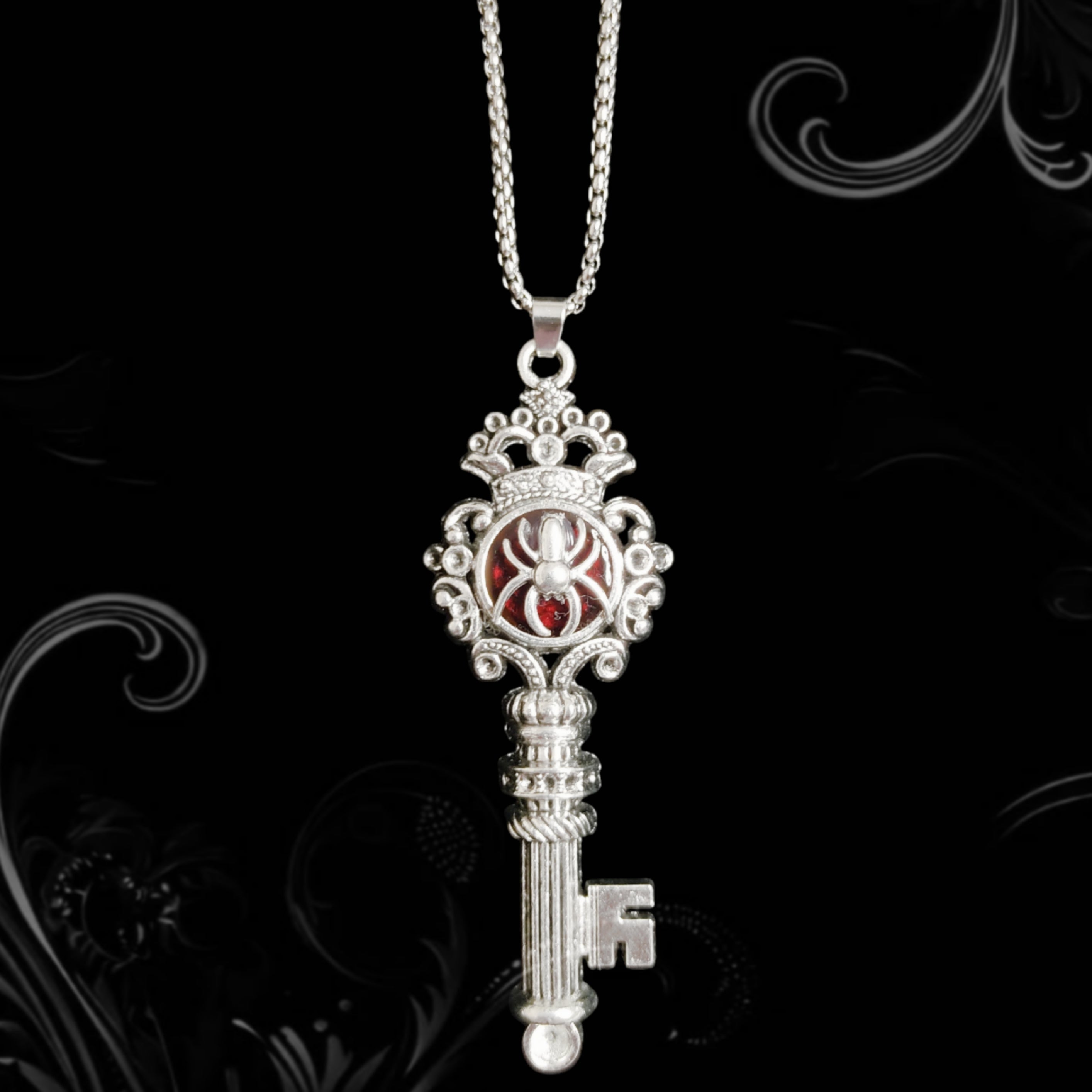ཐི Spider Key Necklace ཋྀ