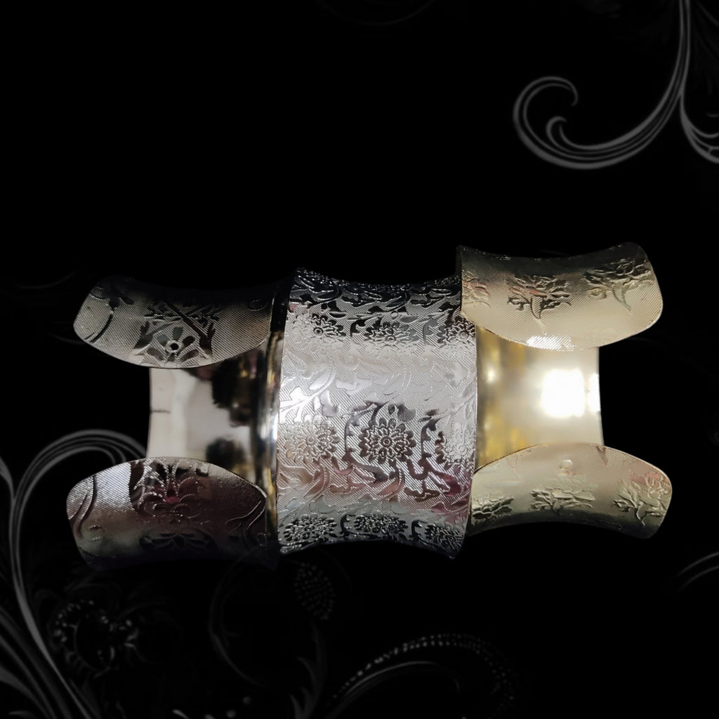 ཐི Cuff (2) ཋྀ