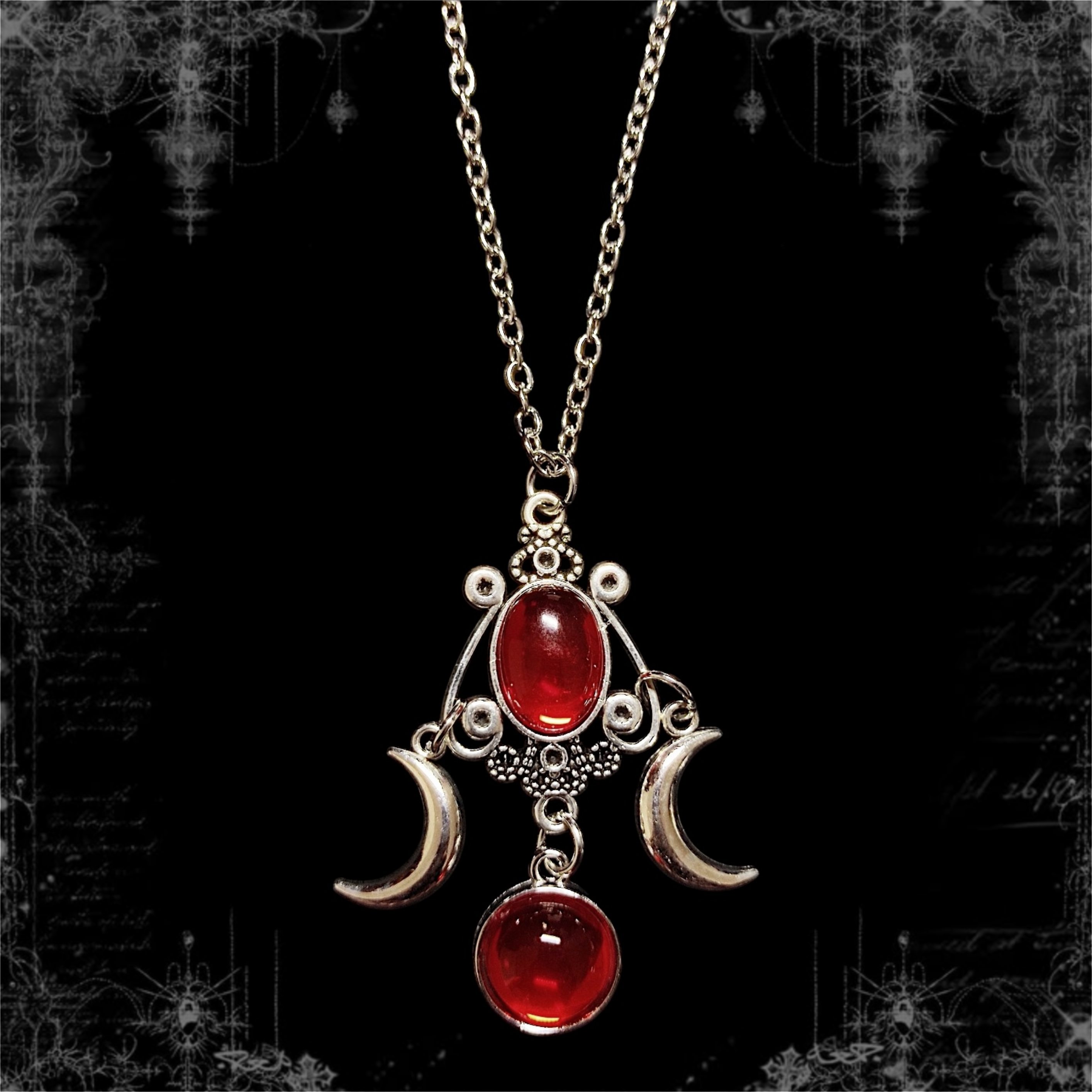 ཐི Obsidian Eclipse Necklace ཋྀ