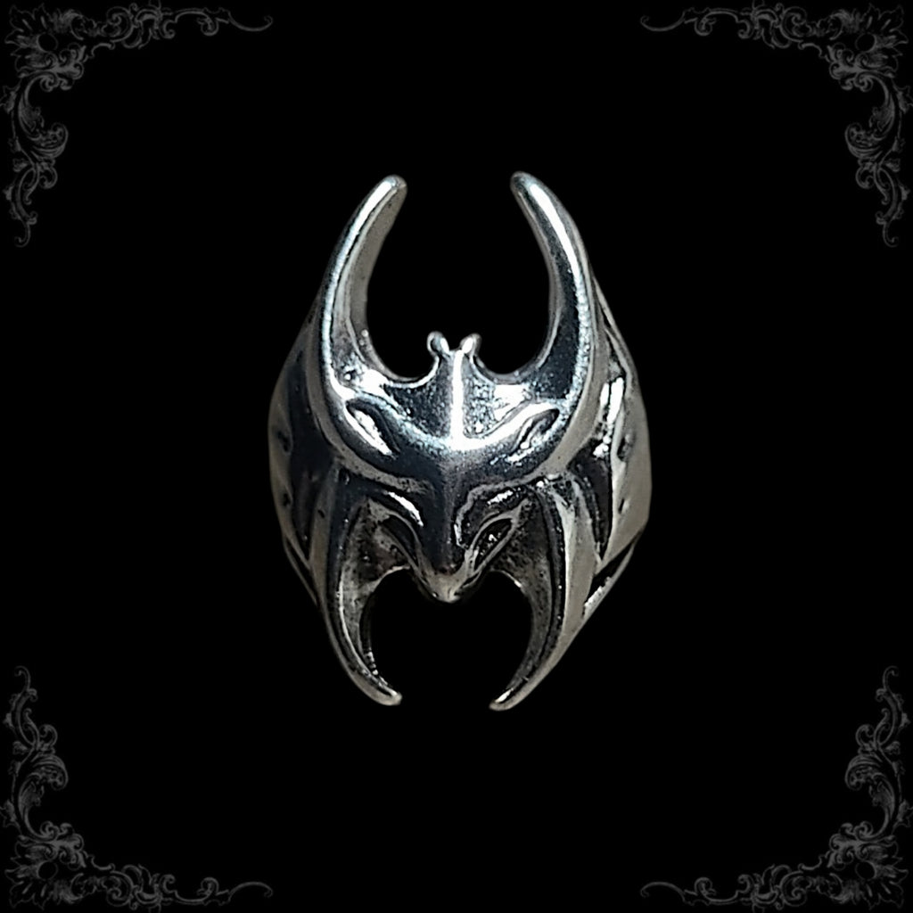ཐི Bat Ring ཋྀ