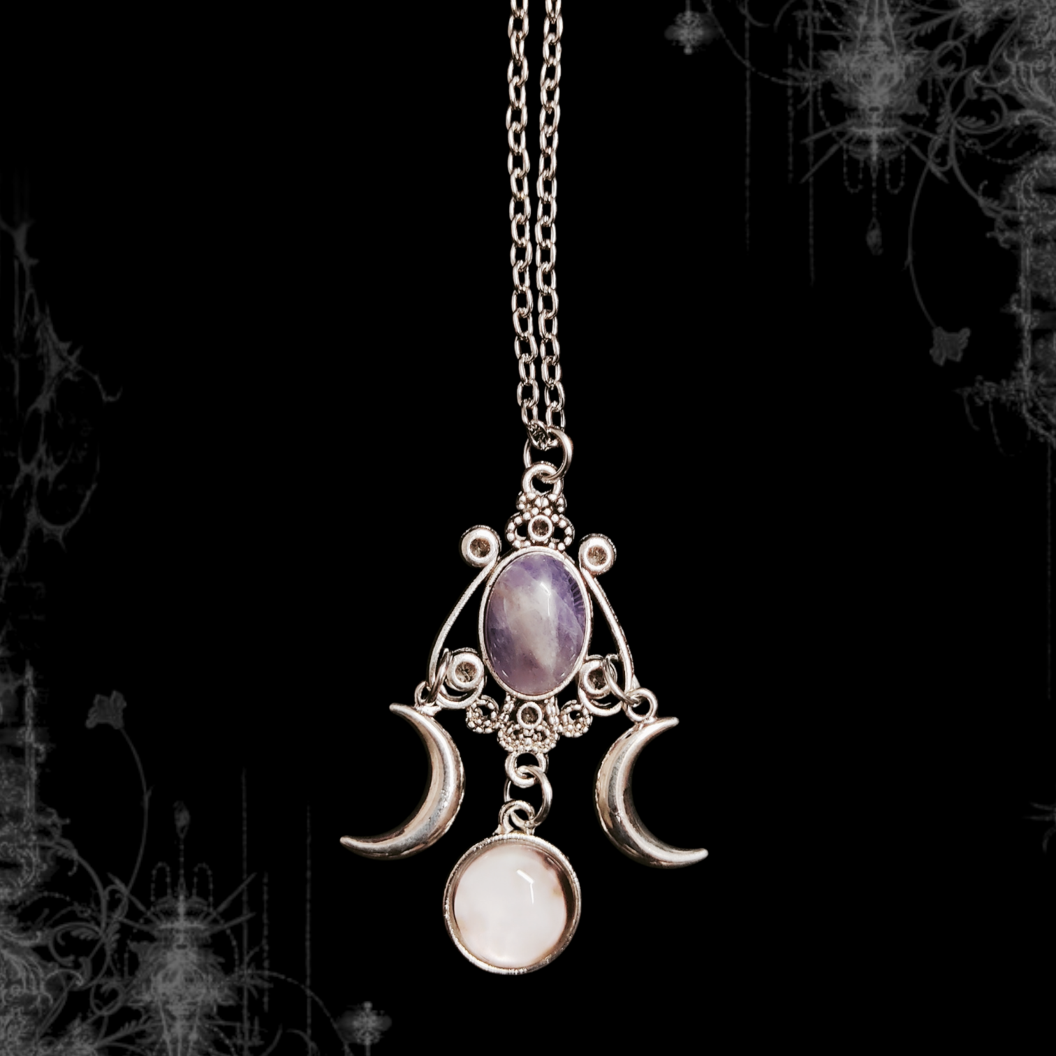 ཐི Purple Ecplise Necklace ཋྀ