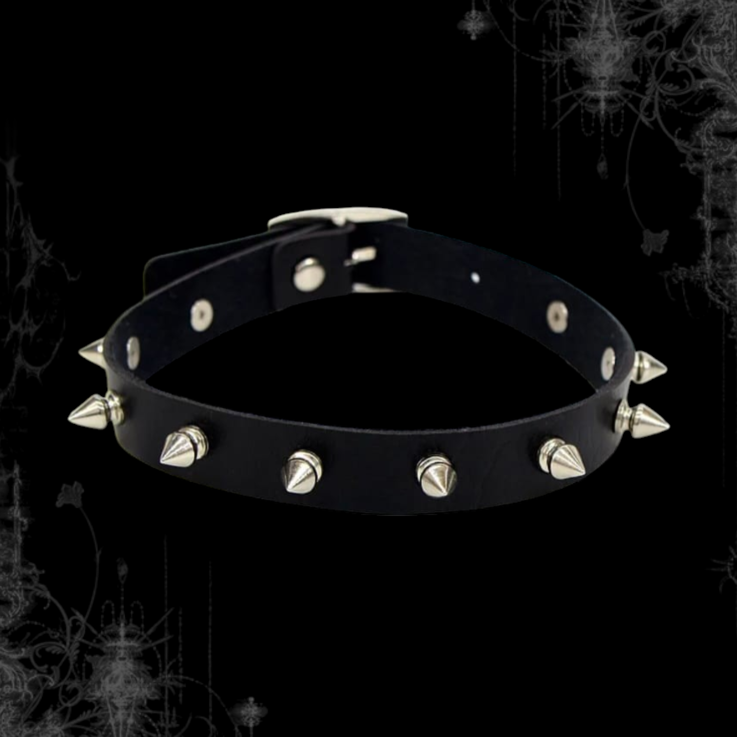 ཐི Spike Choker (Black) ཋྀ