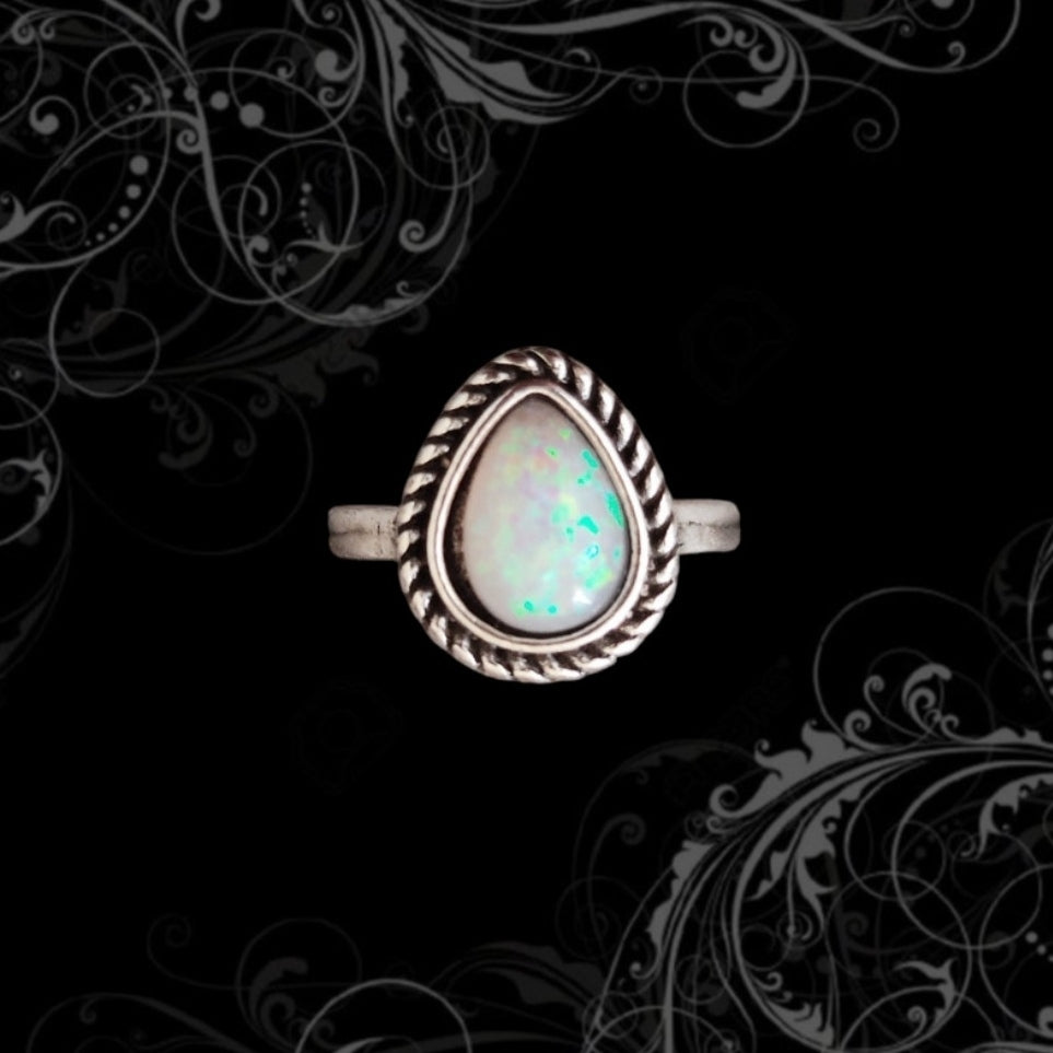 ˚₊‧꒰ა Lunar Tear Ring ໒꒱ ‧₊˚
