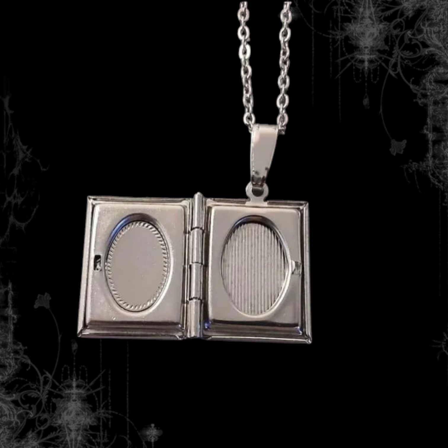 ཐི Crow Locket Necklace (openable)ཋྀ