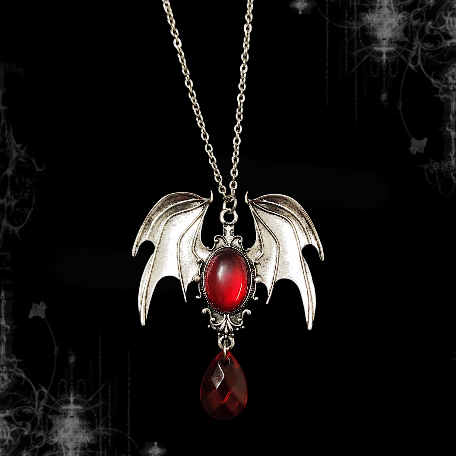 ཐི Abyss Wings Necklace ཋྀ