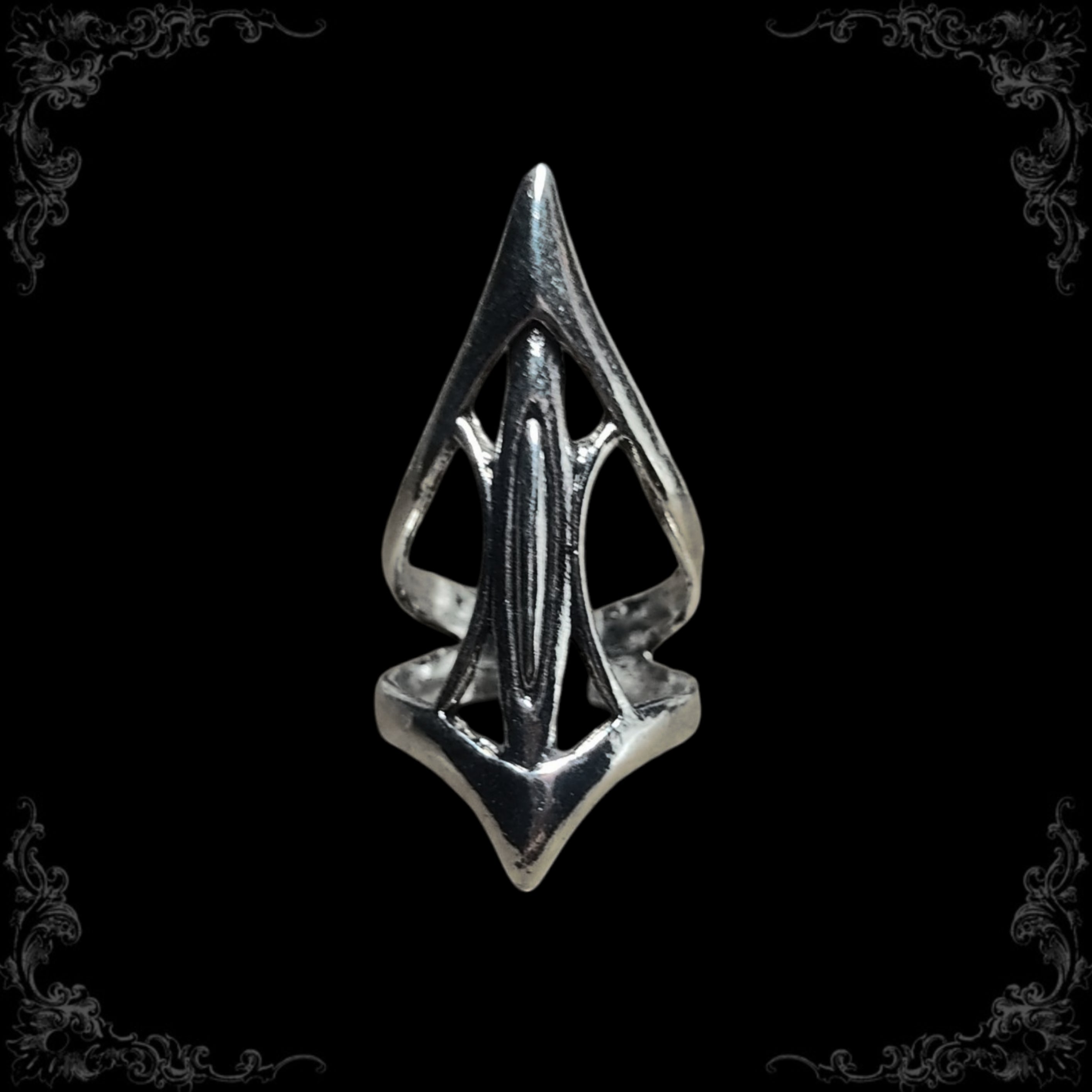 ཐི Venom Ring ཋྀ
