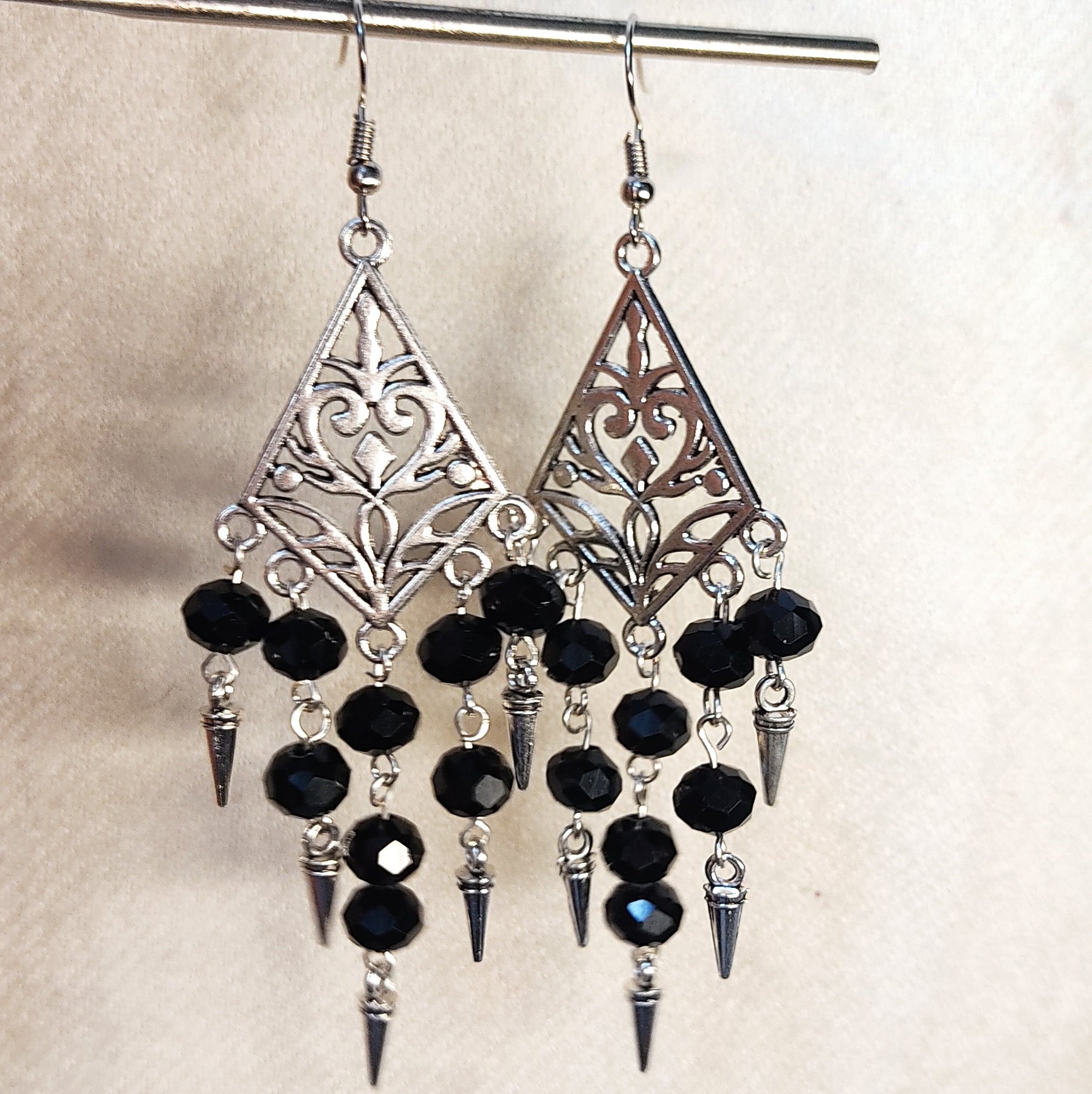 ⋆.ೃObsidian Jhumka࿔.𖥔 ݁