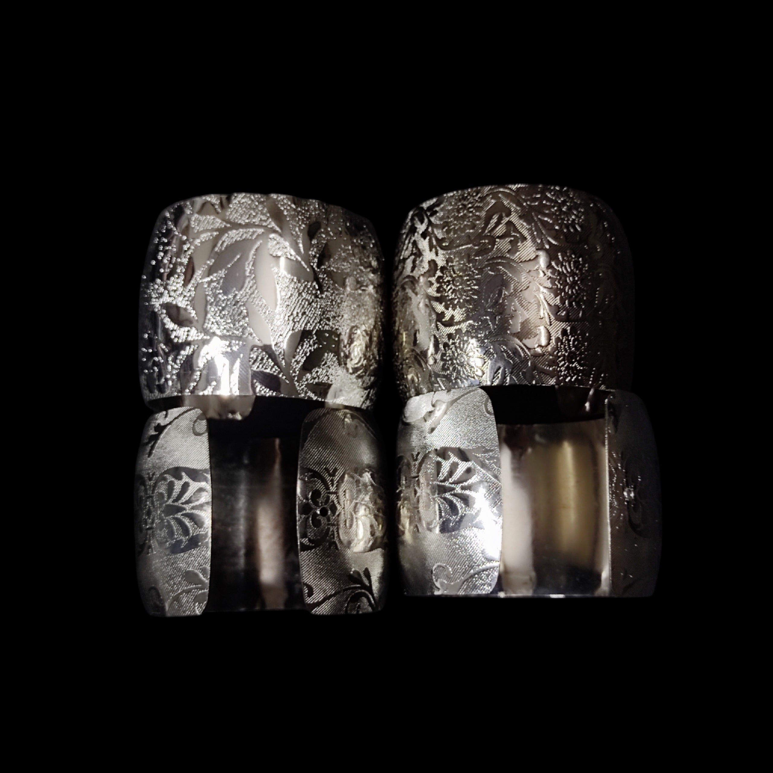 ཐི Cuff (baby size) ཋྀ